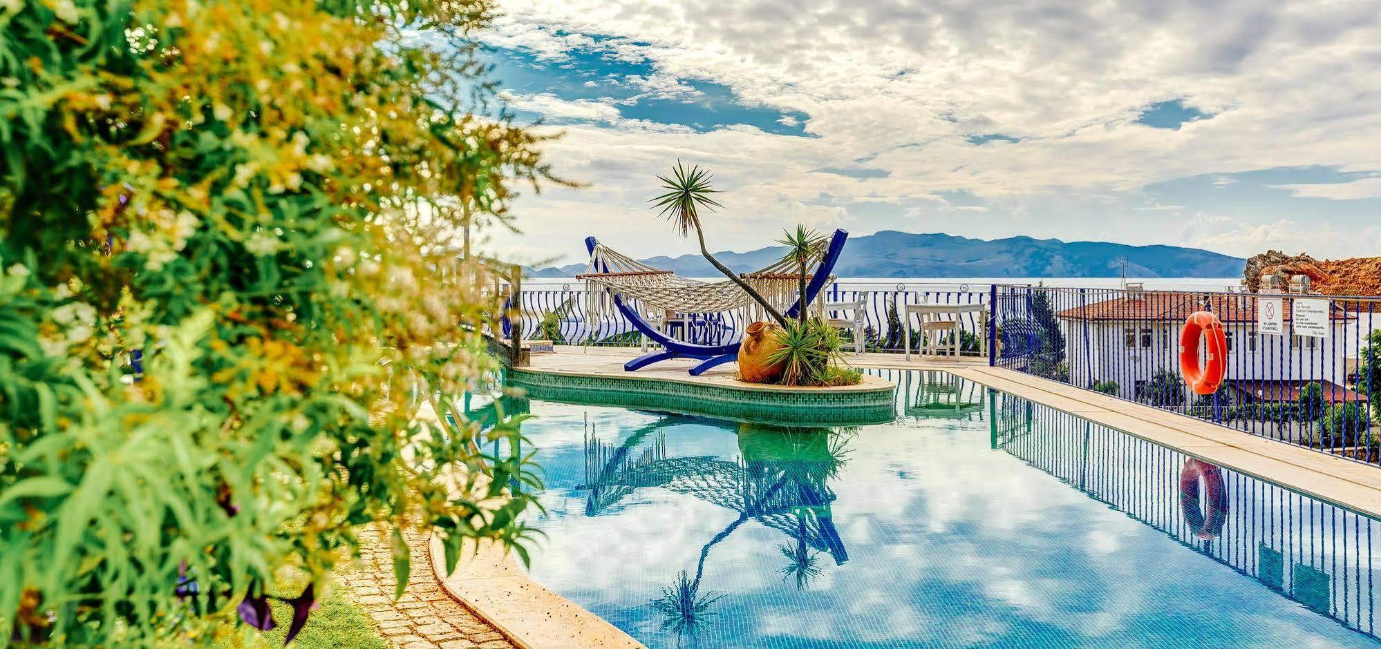 Asina Hotel