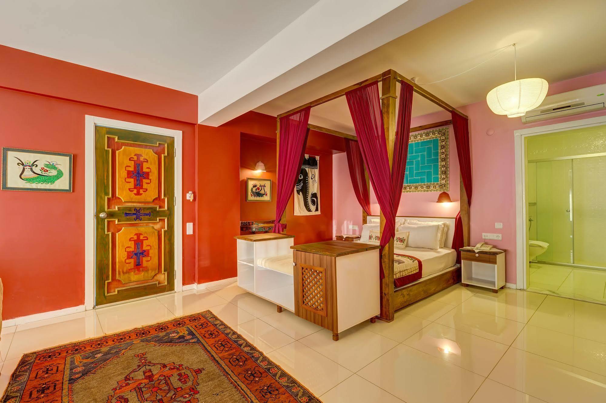 Asina Hotel